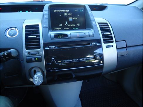 Used 2007 Toyota Prius Touring FWD image 22
