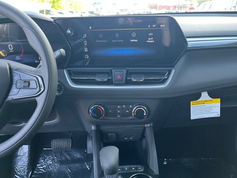 New 2026 Chevrolet TrailBlazer LS w/ LS Convenience Package AWD/4WD image 17