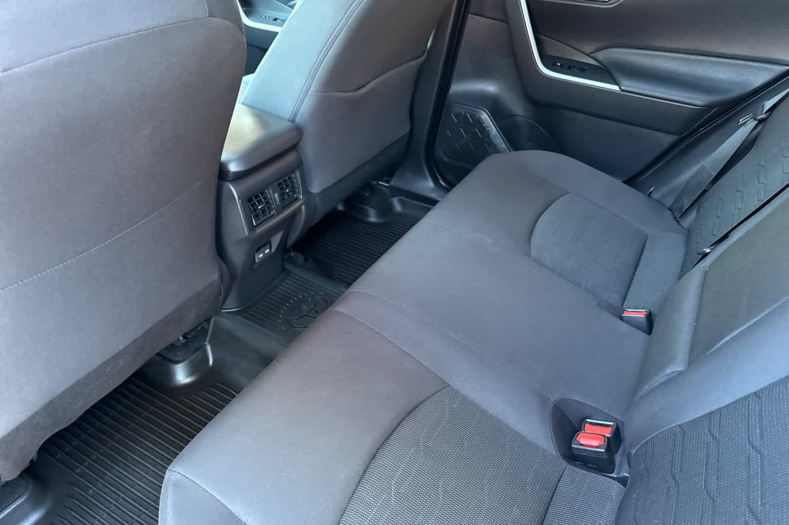 Used 2024 Toyota RAV4 SE w/ Weather & Moonroof Package AWD/4WD image 11