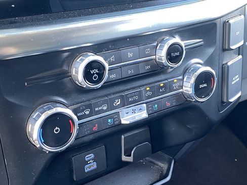 Used 2022 Ford F150 Lariat w/ Equipment Group 501A Mid AWD/4WD image 23