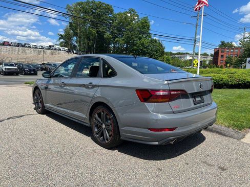 Used 2019 Volkswagen Jetta GLI FWD image 4
