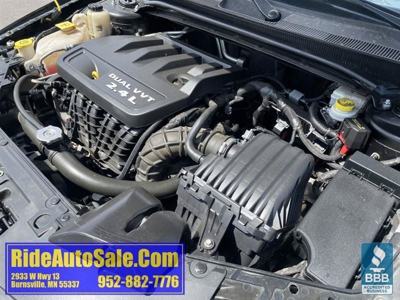Used 2013 Chrysler 200 Touring FWD image 30