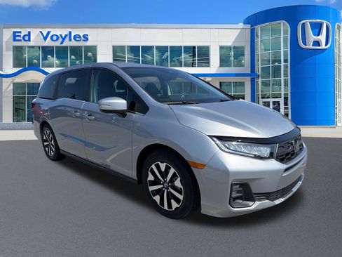 Certified 2025 Honda Odyssey EX-L image 1
