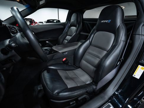 Used 2010 Chevrolet Corvette ZR1 w/ Preferred Equipment Group image 20