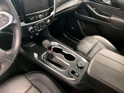 Used 2023 Chevrolet Traverse RS AWD/4WD image 20