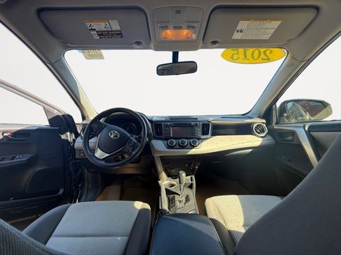Used 2015 Toyota RAV4 LE AWD/4WD image 12
