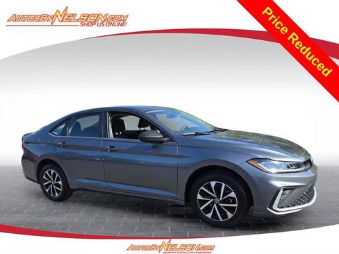 Used 2025 Volkswagen Jetta S FWD image 1