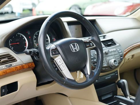 Used 2010 Honda Accord EX-L image 10