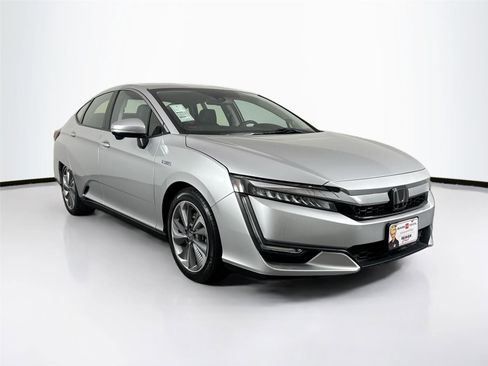 Used 2018 Honda Clarity Plug-In Hybrid image 9