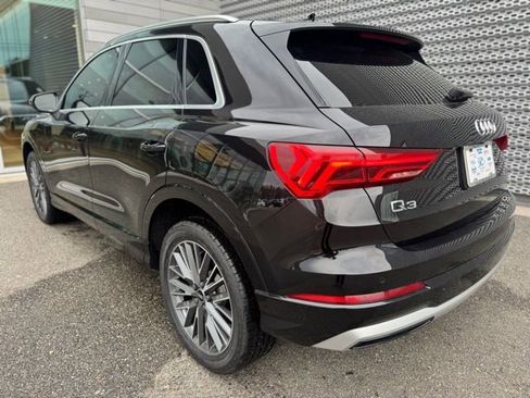 Used 2022 Audi Q3 2.0T Premium AWD/4WD image 2