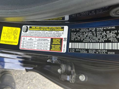 Used 2024 Lexus ES 350 w/ Premium Package FWD image 32