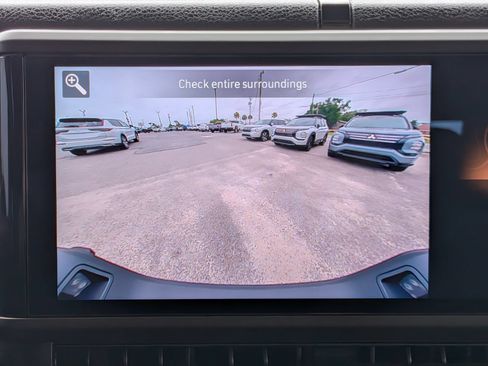 Used 2024 Jeep Gladiator Sport AWD/4WD image 14