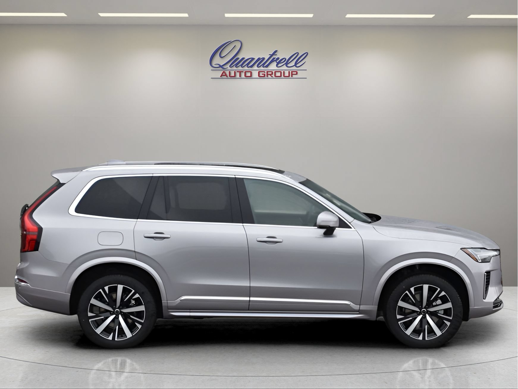 Certified 2026 Volvo XC90 B6 Core w/ Protection Package Premier AWD/4WD image 3
