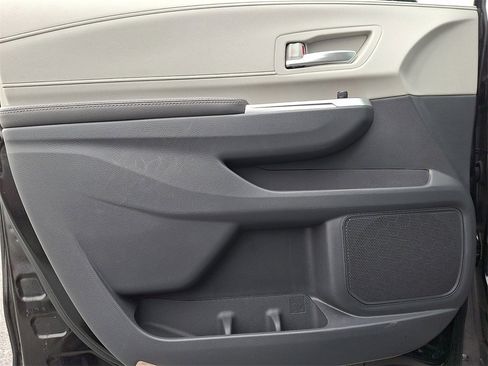 Certified 2024 Toyota Sienna XLE image 12