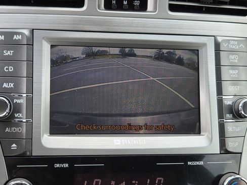 Used 2011 Toyota Avalon Limited FWD image 7