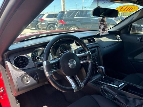 Used 2013 Ford Mustang Coupe w/ V6 Performance Pkg RWD image 8