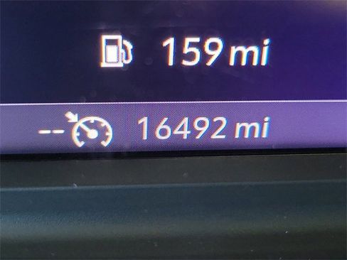 Certified 2022 Chevrolet Silverado 1500 LT w/ Convenience Package II image 24