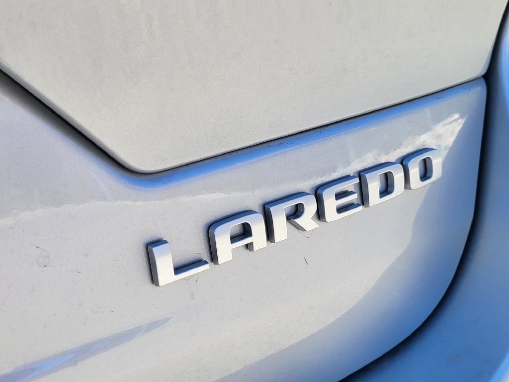New 2026 Jeep Grand Cherokee Laredo X AWD/4WD image 11