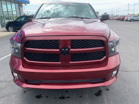 Used 2017 RAM 1500 Express w/ Express Value Package RWD image 2