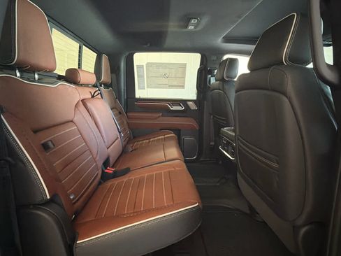 New 2026 GMC Sierra 2500 Denali Ultimate AWD/4WD image 35