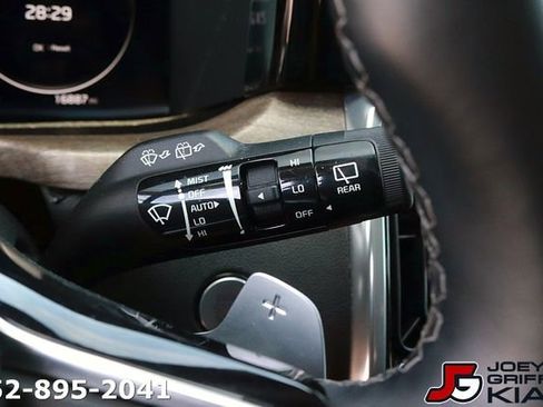 Certified 2023 Kia Sorento SX Prestige AWD/4WD image 28