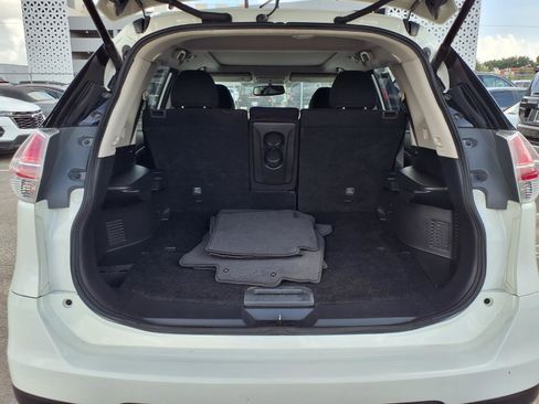 Used 2014 Nissan Rogue SV w/ SV Premium Package FWD image 19