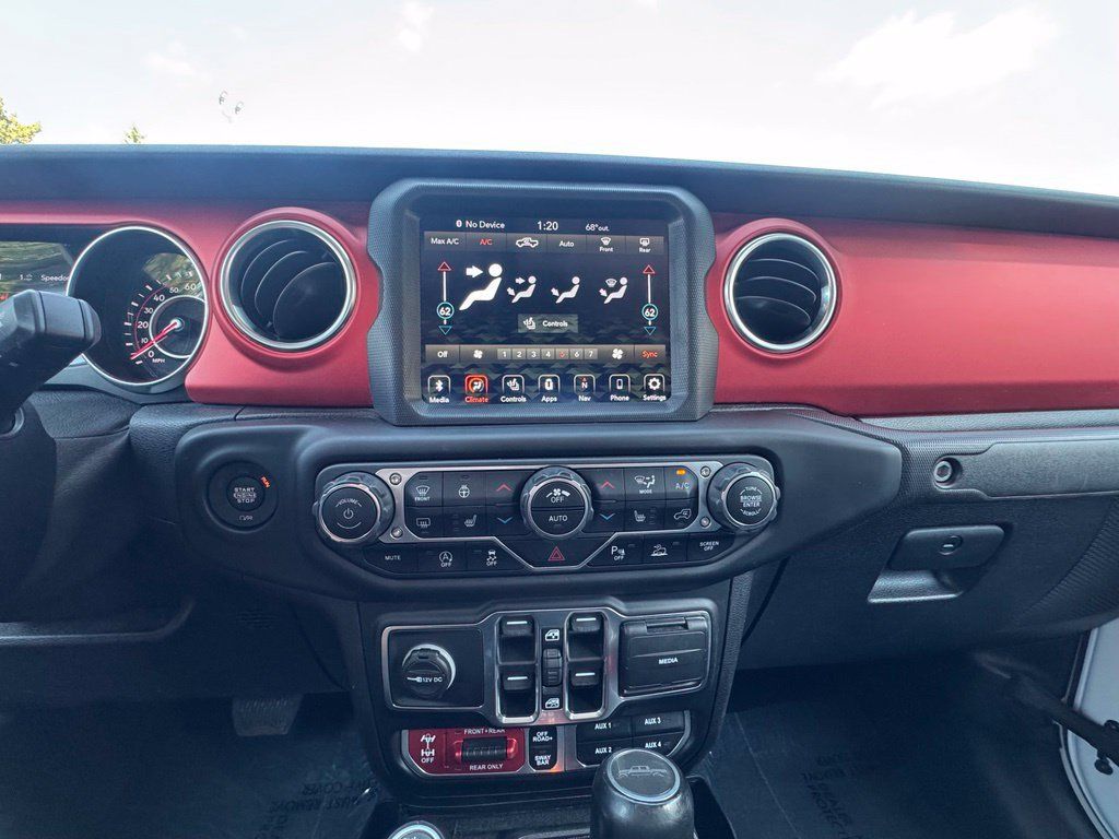 Used 2021 Jeep Gladiator Rubicon AWD/4WD image 26