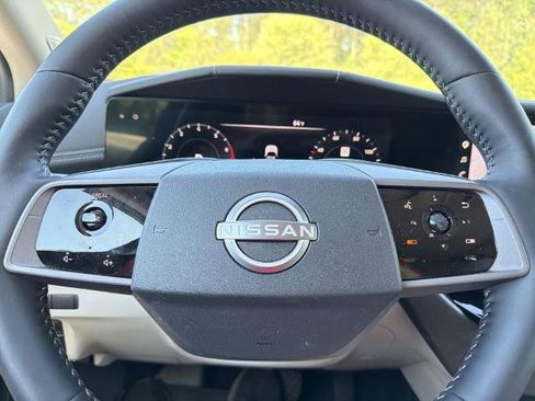 Certified 2025 Nissan Murano SL w/ Cargo Package AWD/4WD image 13