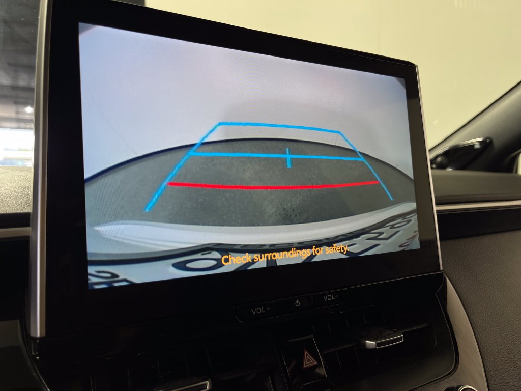 Certified 2025 Toyota Corolla XSE FWD image 21