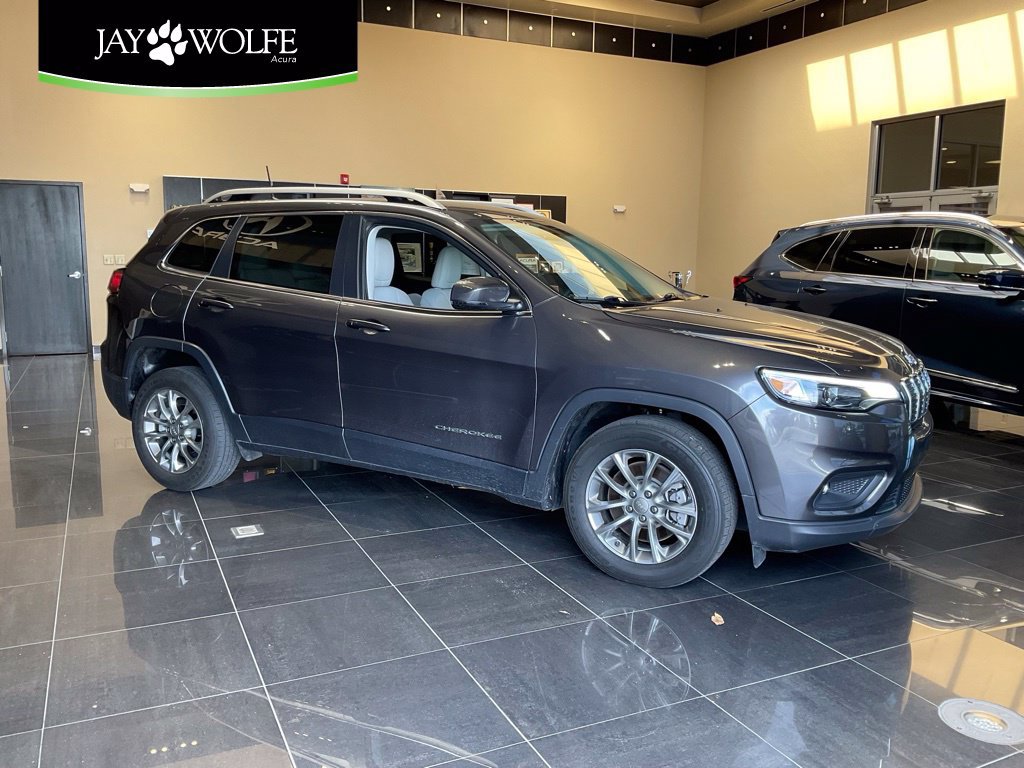 Used 2020 Jeep Cherokee Latitude Plus FWD image 1