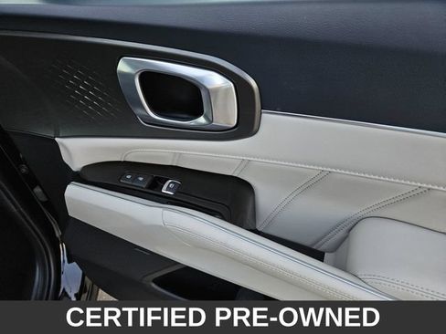 Used 2023 Kia Sorento SX Prestige AWD/4WD image 8