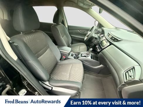 Used 2018 Nissan Rogue SV AWD/4WD image 31
