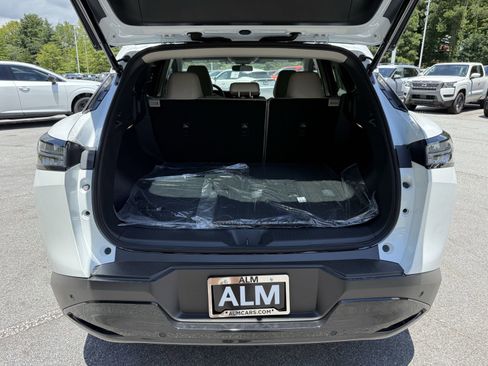 New 2025 Nissan Murano SV AWD/4WD image 27