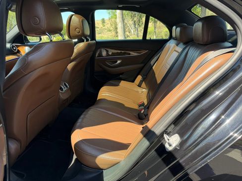 Used 2017 Mercedes-Benz E 300 4MATIC image 16