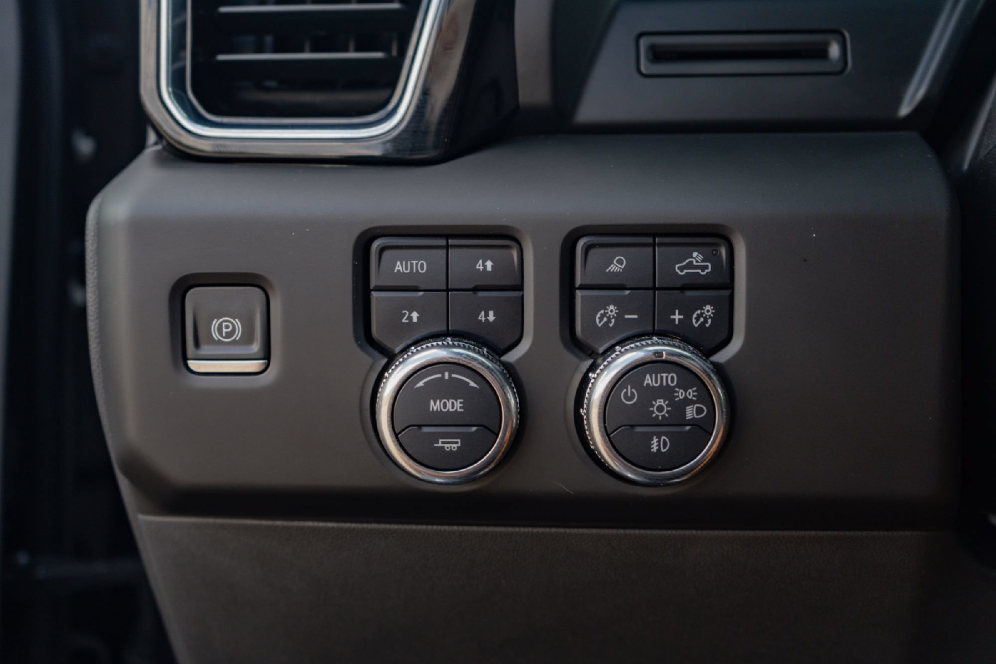 Used 2022 GMC Sierra 1500 Denali AWD/4WD image 19