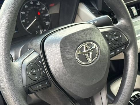Used 2024 Toyota Corolla LE FWD image 19