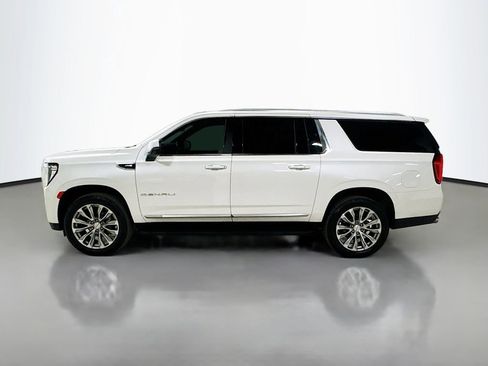 Used 2021 GMC Yukon XL Denali image 4