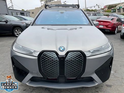 Used 2023 BMW iX xDrive50 w/ Sport Package AWD/4WD image 90