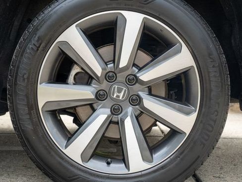 Used 2024 Honda Pilot Touring image 57