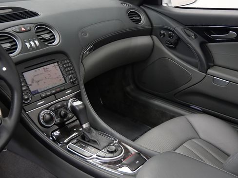 Used 2006 Mercedes-Benz SL 65 AMG image 31