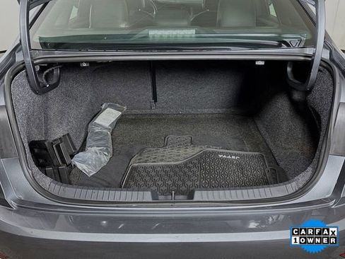 Used 2019 Volkswagen Jetta R-Line w/ R-Line Cold Weather Package image 26