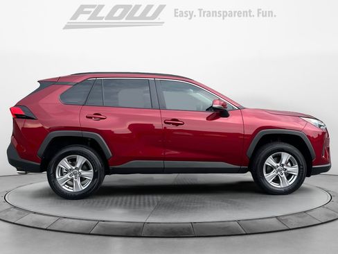 Used 2025 Toyota RAV4 XLE FWD image 10