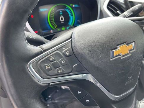 Used 2017 Chevrolet Volt LT w/ Comfort Package FWD image 17