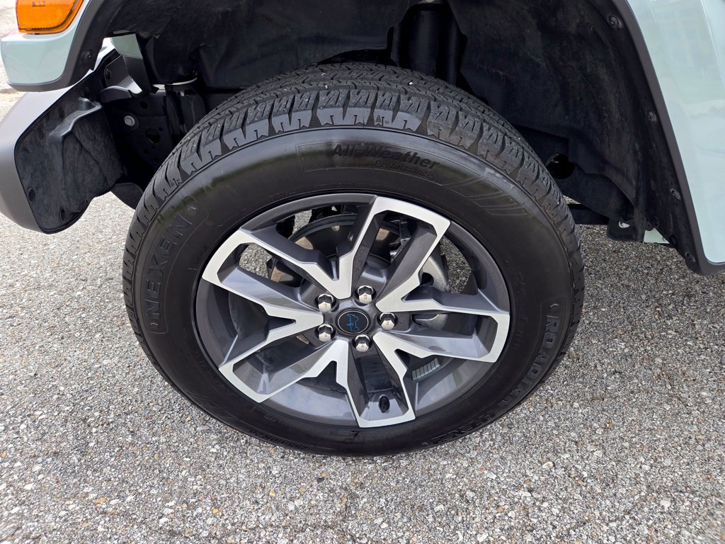 Used 2024 Jeep Wrangler Unlimited AWD/4WD image 10
