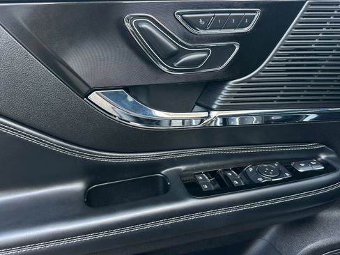 Used 2022 Lincoln Corsair Reserve FWD image 10