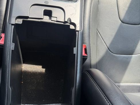 Used 2020 Ford Fusion Titanium FWD image 38