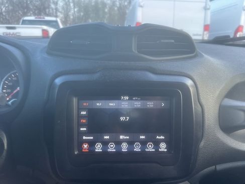 Used 2018 Jeep Renegade Sport w/ Power & Air Group image 20