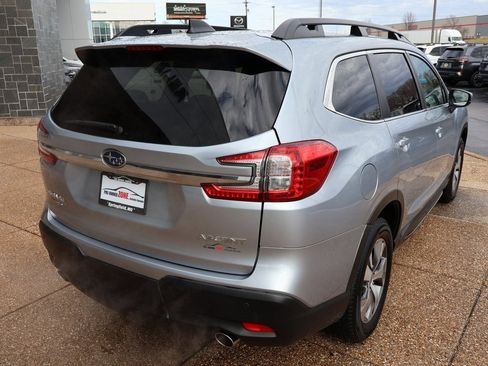 Used 2024 Subaru Ascent Premium w/ Convenience Package image 6