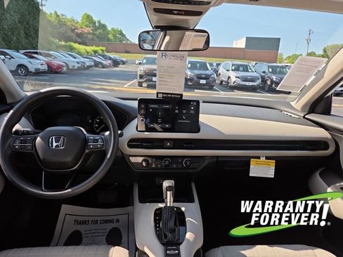 Used 2026 Honda HR-V LX image 10