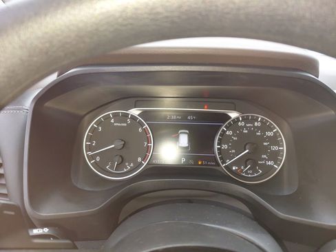 Used 2023 Nissan Rogue SV image 12